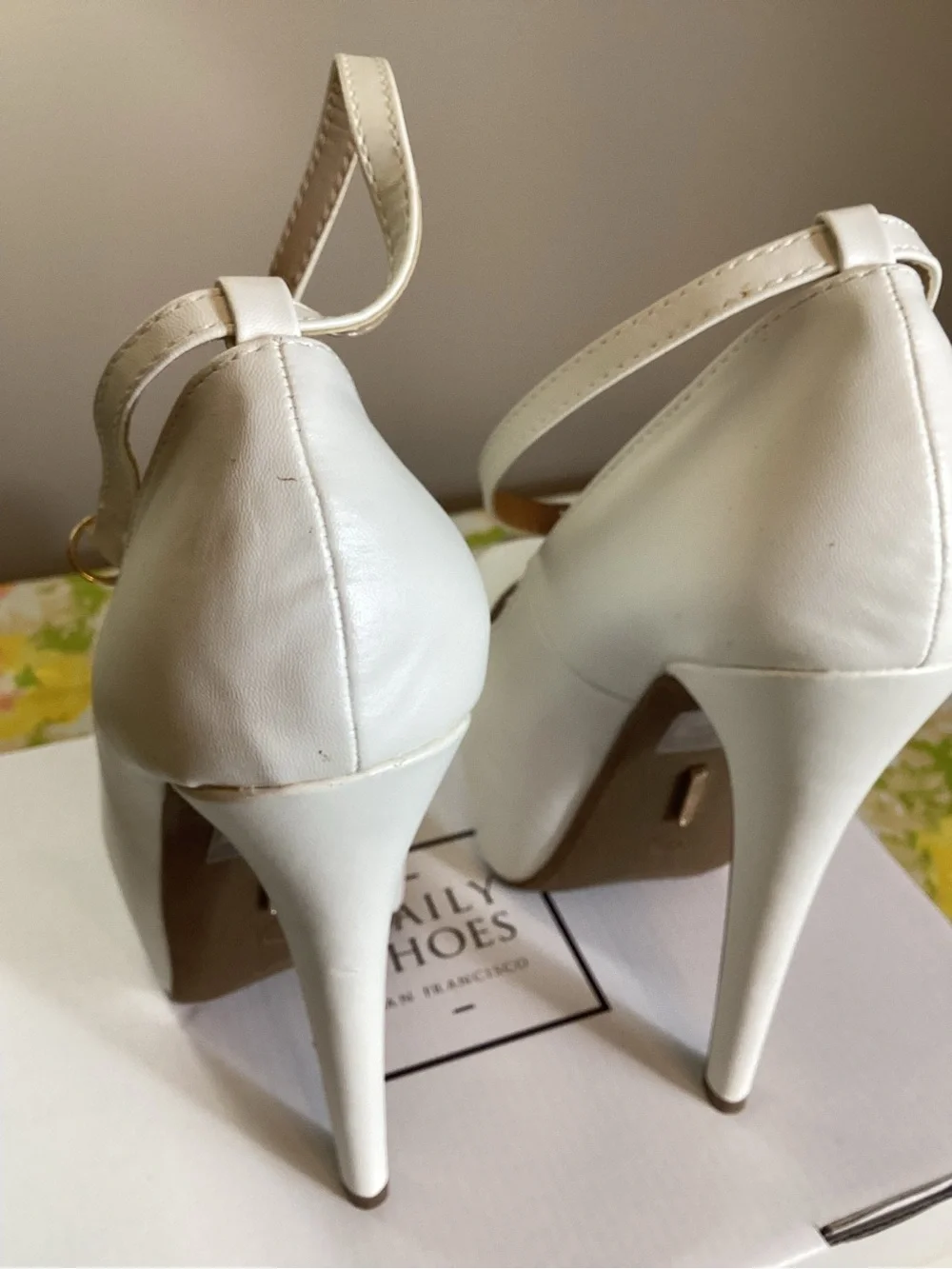 White Peep-Toe Platform Ankle-Strap Heels 7.5 NIB